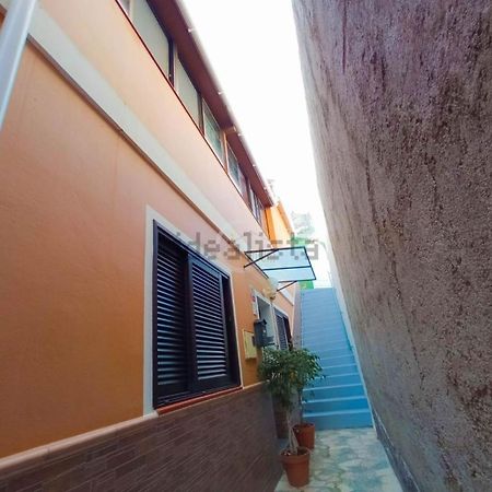 Precioso Apartamento Con Terraza En Piso Superior Vila Los Realejos Exterior foto